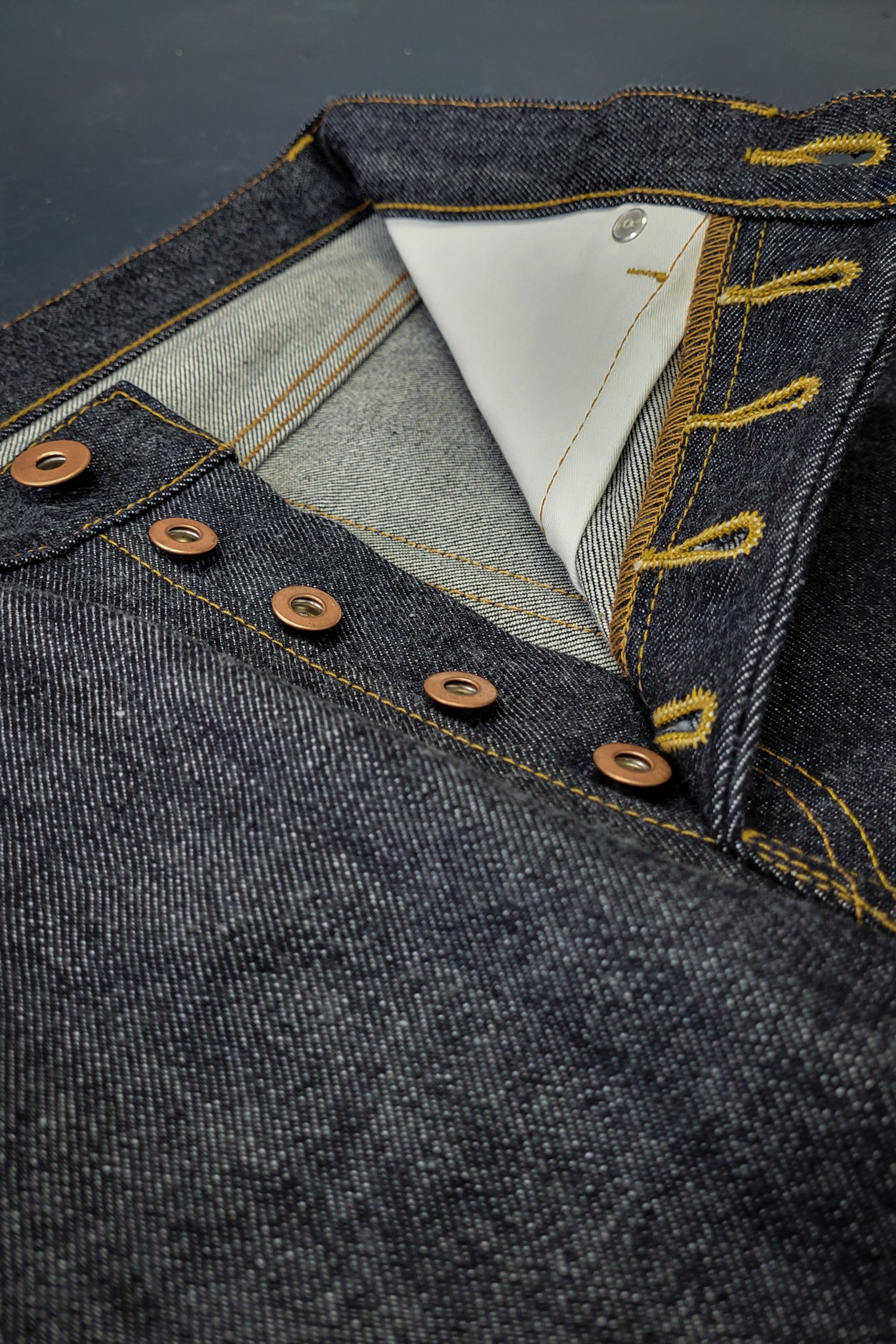 Standard Fit - 14oz. Vidalia Mills Selvedge